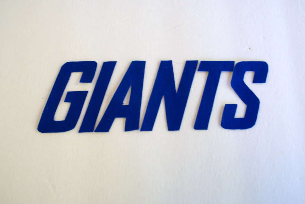 ny giants quilted pillow cover tutorial 