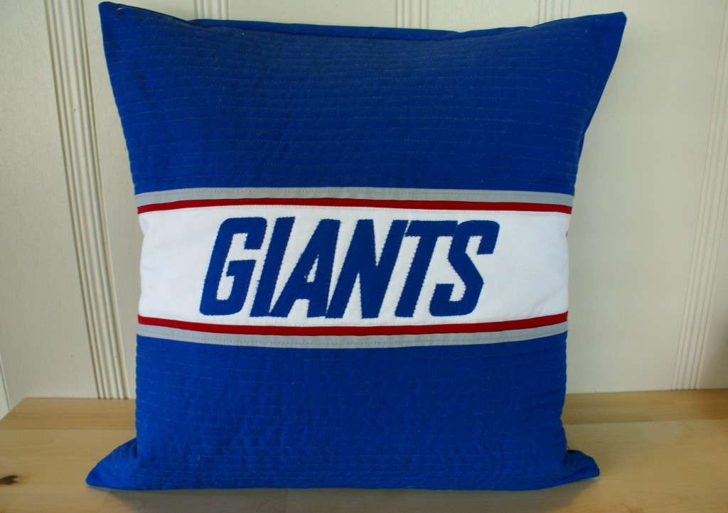 ny giants quilted pillow cover tutorial 