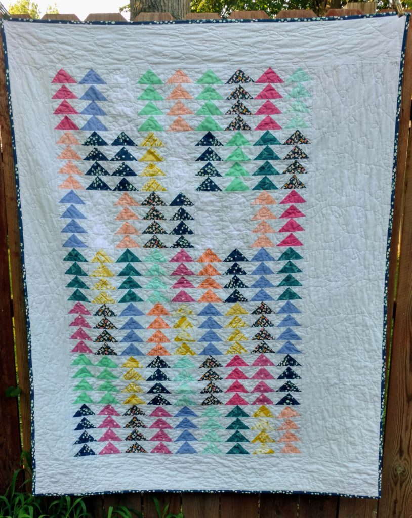 geese a flutter quilt, baby girl quilt, quiltytherapy